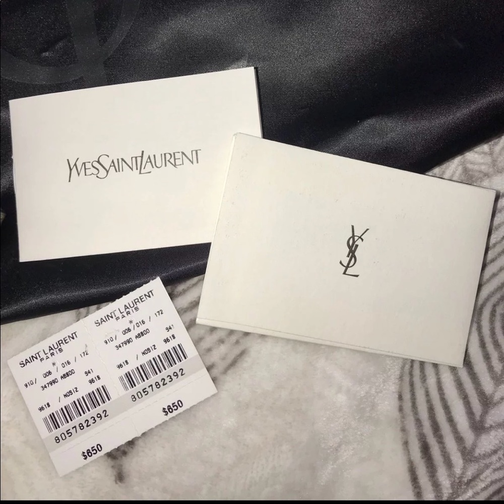 Yves Saint Laurent Beige Patent Leather Clutch - Picture 8 of 8